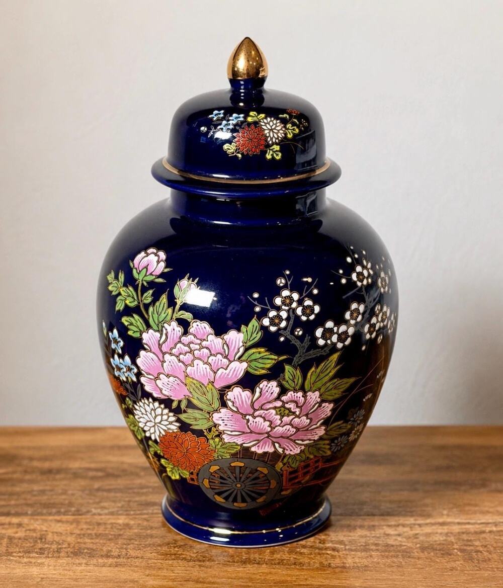 Vintage Kutani Ginger Jar,Blue Porcelain, Hand-Painted Floral Cart, Chinoiserie